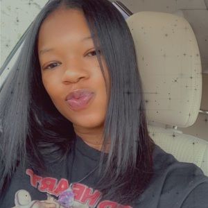 Meet your Posher, Love